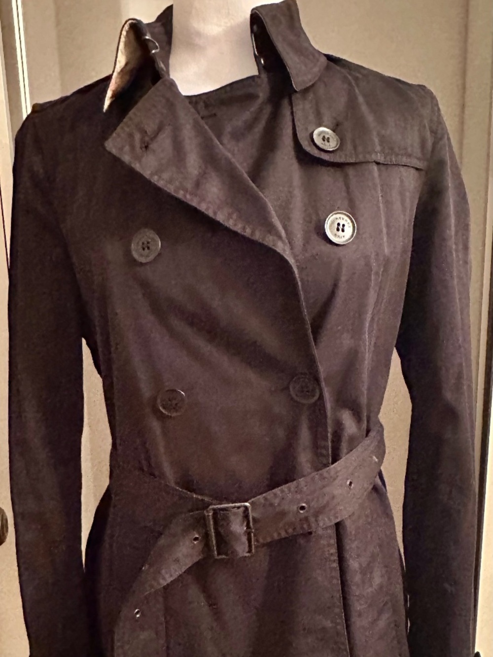 Burberry Black cotton trench coat with belt #trench #outerwear # size 4